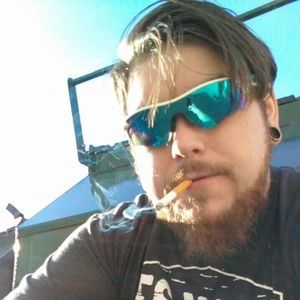 Meet your Posher, Douglas